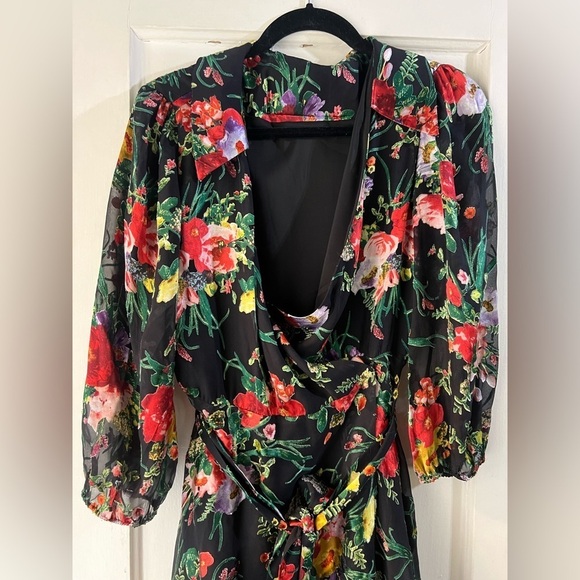 Alice + Olivia Abney Wrap Dress Silk Blooming Bouquet 6 - Picture 8 of 12